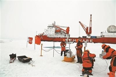 中国造无人冰站北极首“上岗” 可获取一整个周期数据