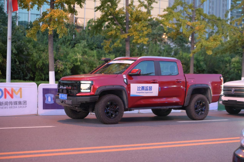 大连马拉松正式开跑,江铃大道全程领航助力